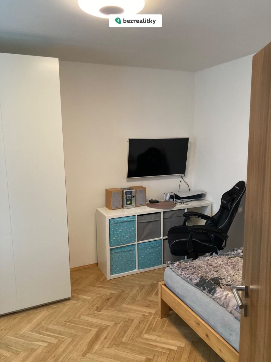 1763053031-xwchnnxben-img-6563