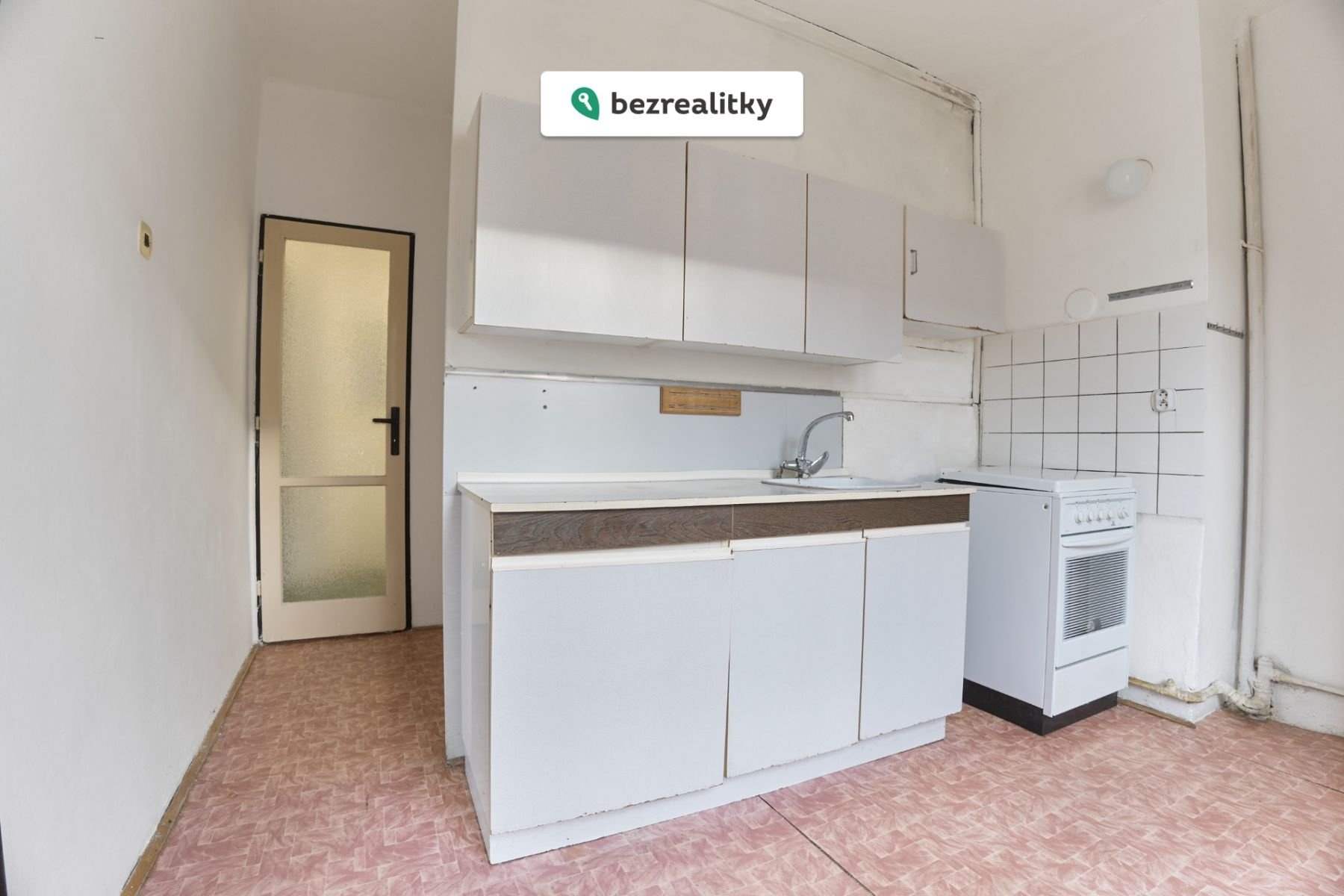 1775411356-dsmbamqlgc-smetanova13