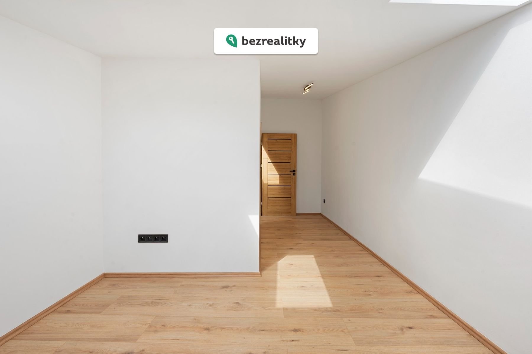 1762621159-ozoibdwmbw-dsc03144