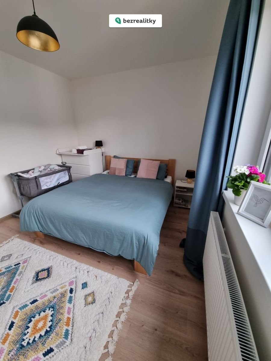 1774724425-iwefbycwjt-whatsapp-image-2026-03-28-at