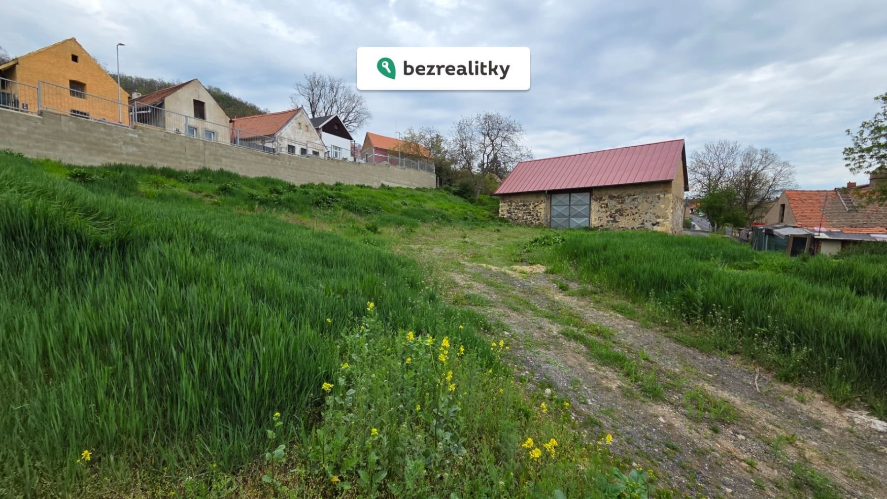 1759400552-xvbdblyutu-20250421-095042