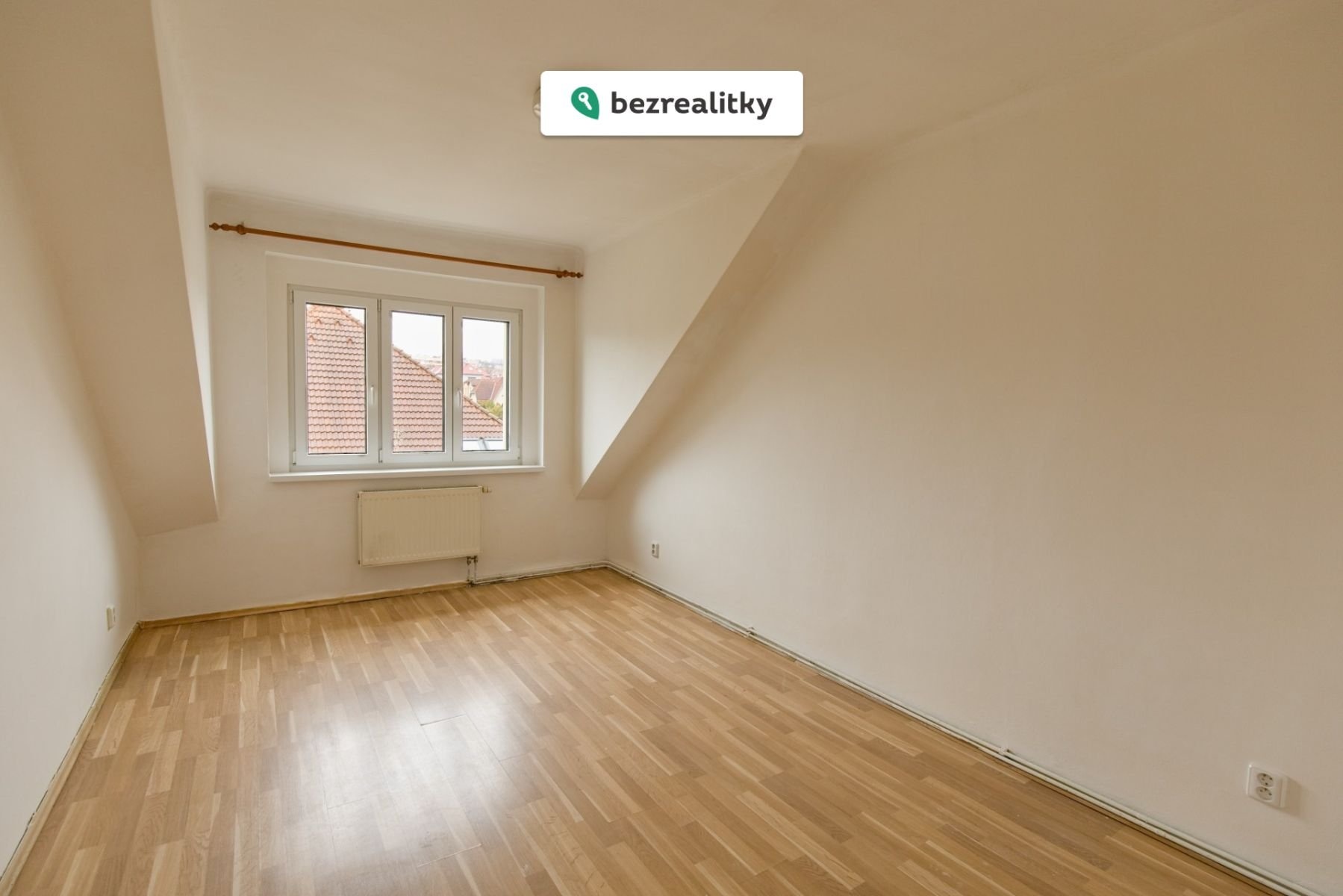 1771855287-ndsawrosbm-pokoj2-1