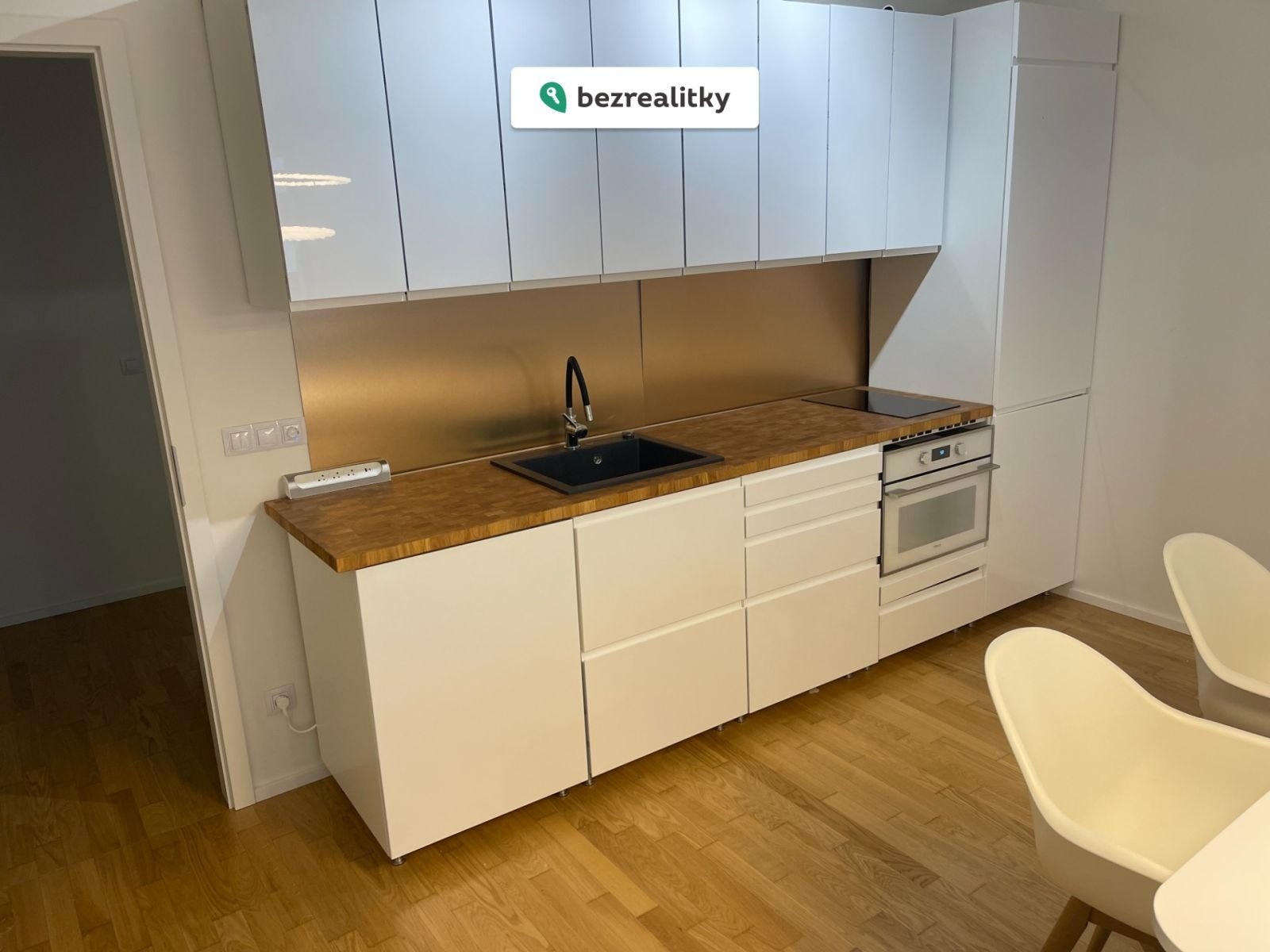 1773234458-ymifdwkser-img-4977