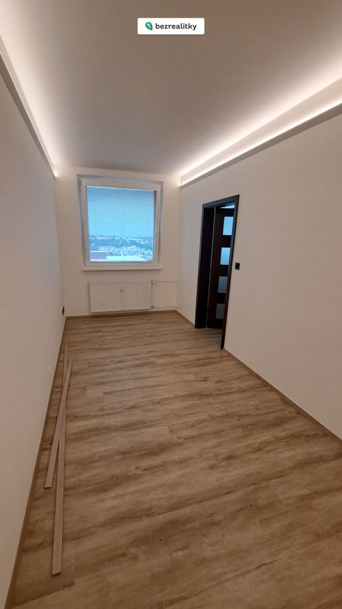 1752052799-cgaxyewxba-1000030835
