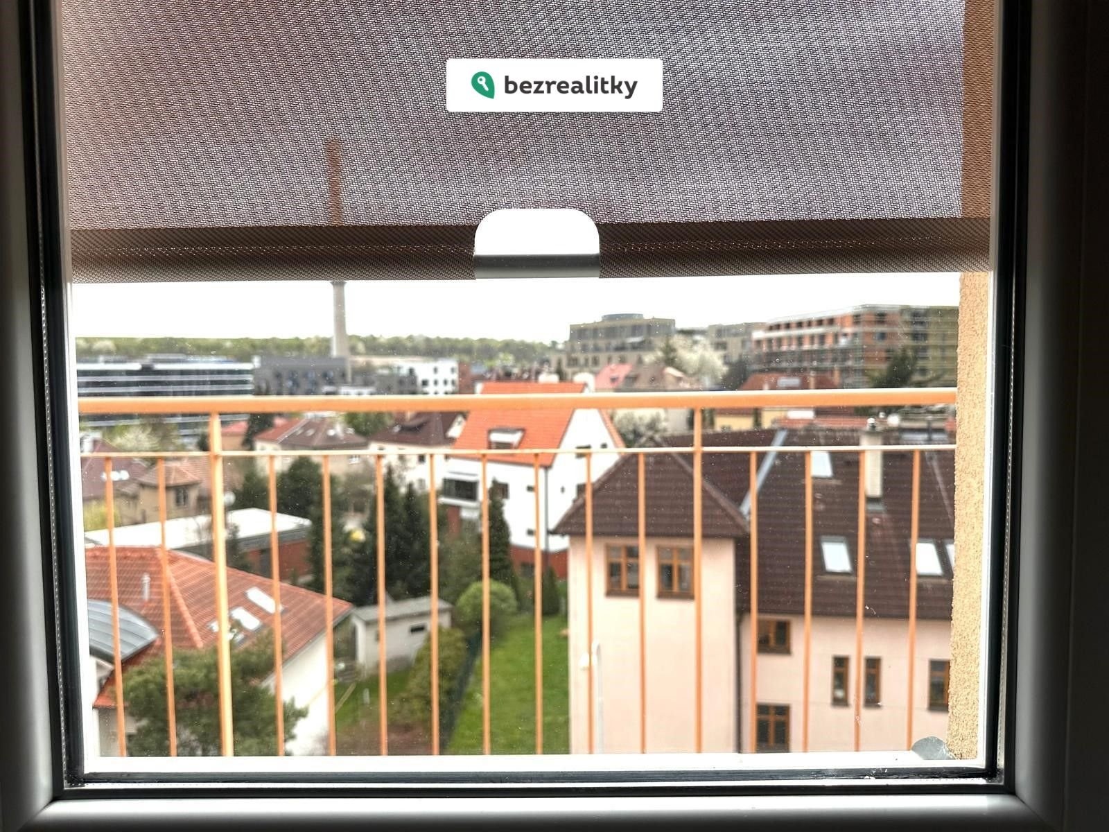 1756114098-pmjtfiqujv-view-1