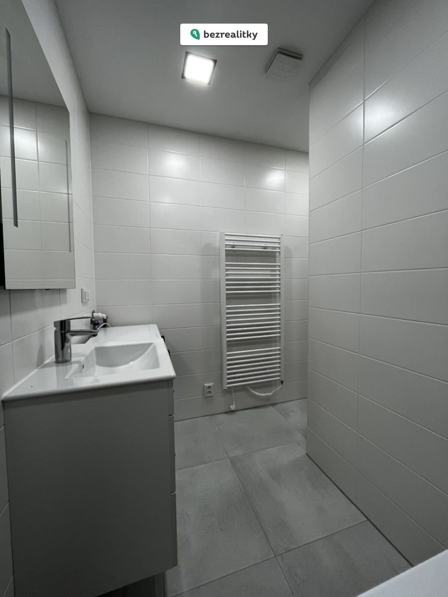 1774867443-qeudfovjbp-thumbnail-img-4897