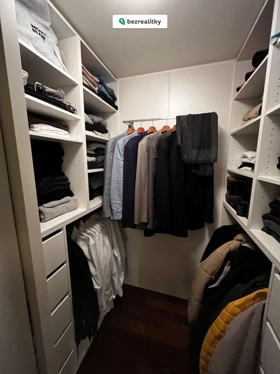 1764542629-ymboshtkwv-6