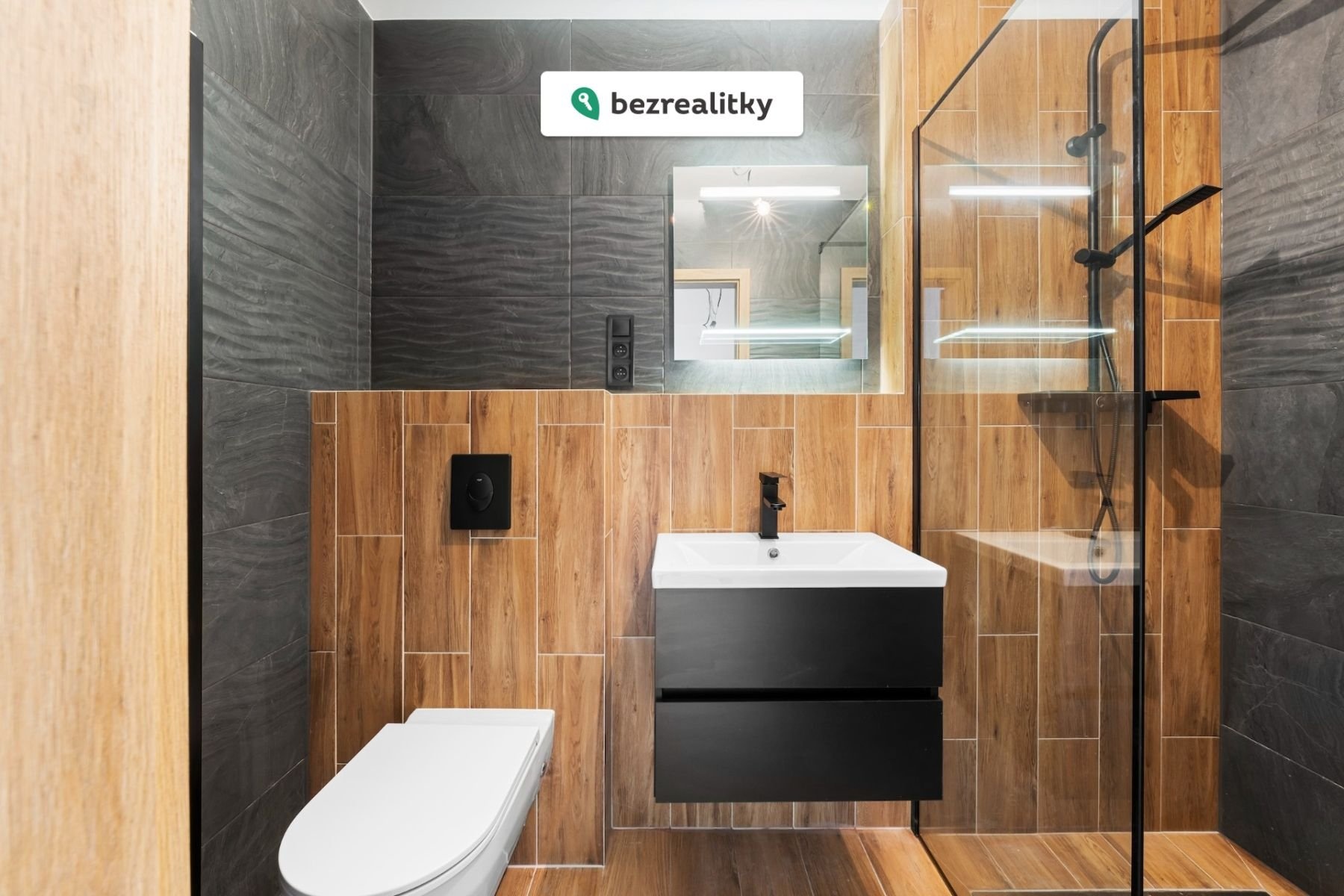 1762621160-iagfrvdfib-dsc09377-281-29