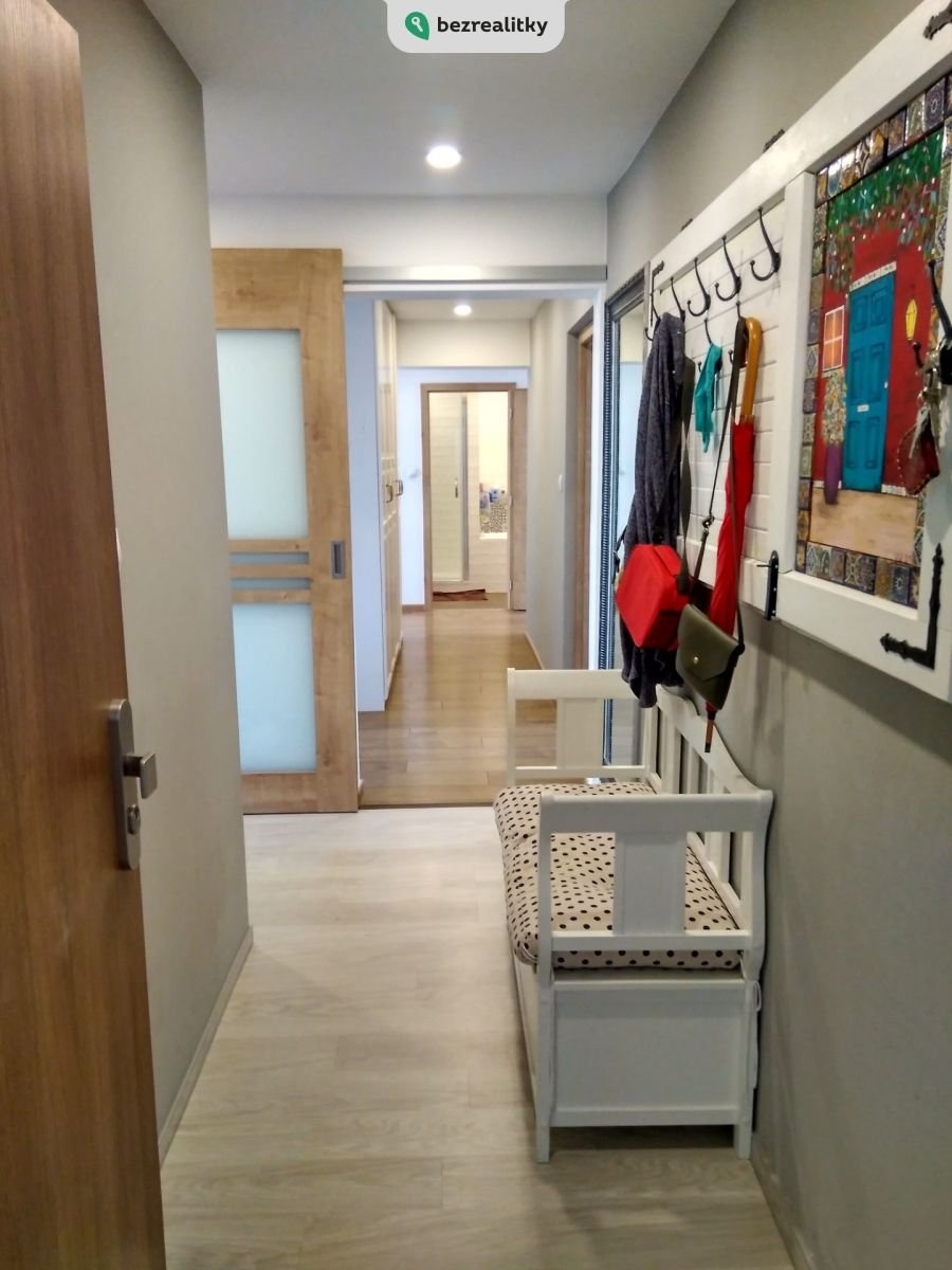 1745746331-evbfcyvglp-img-4562