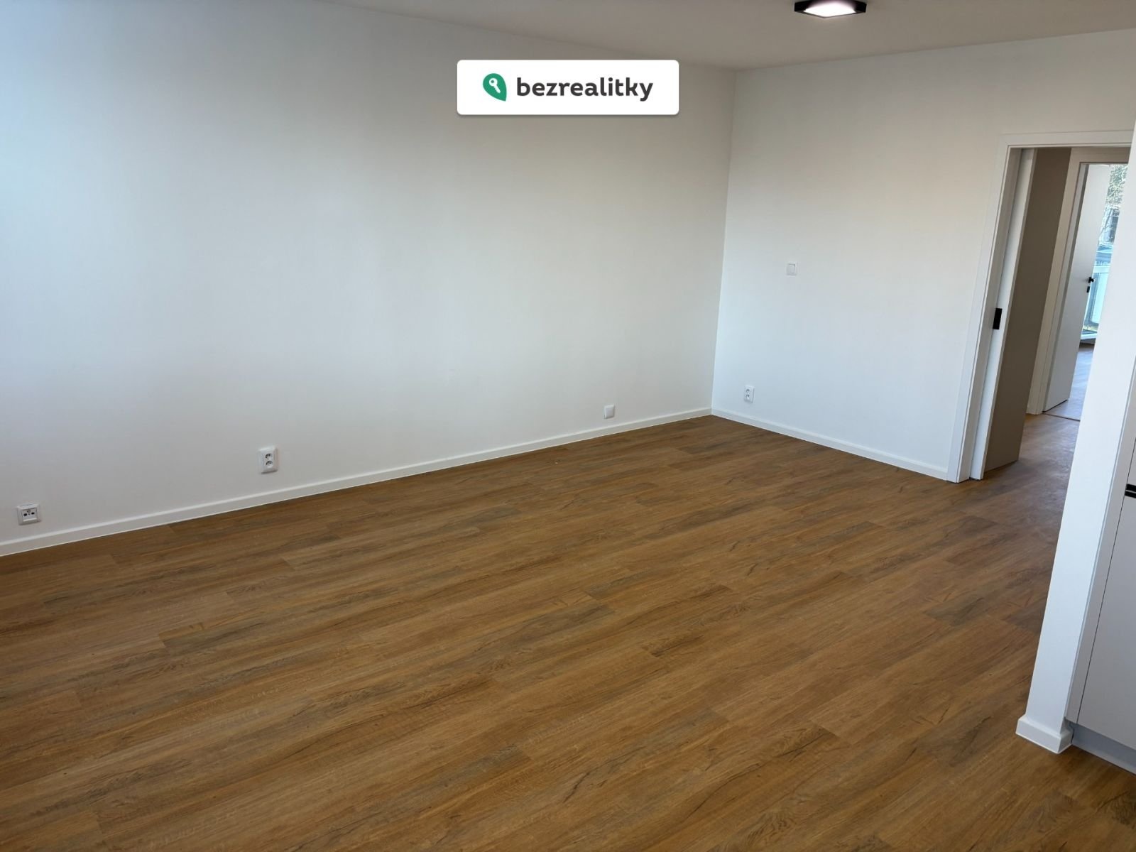 1773921015-neqmakwxjo-img-2698