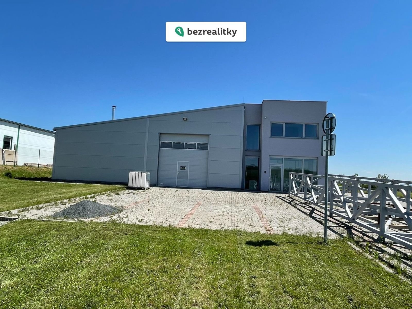 1771183884-oumbwioqwu-received-332422185835809