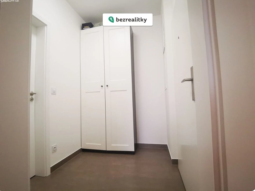 1767641746-rxfarhilnv-captu4re