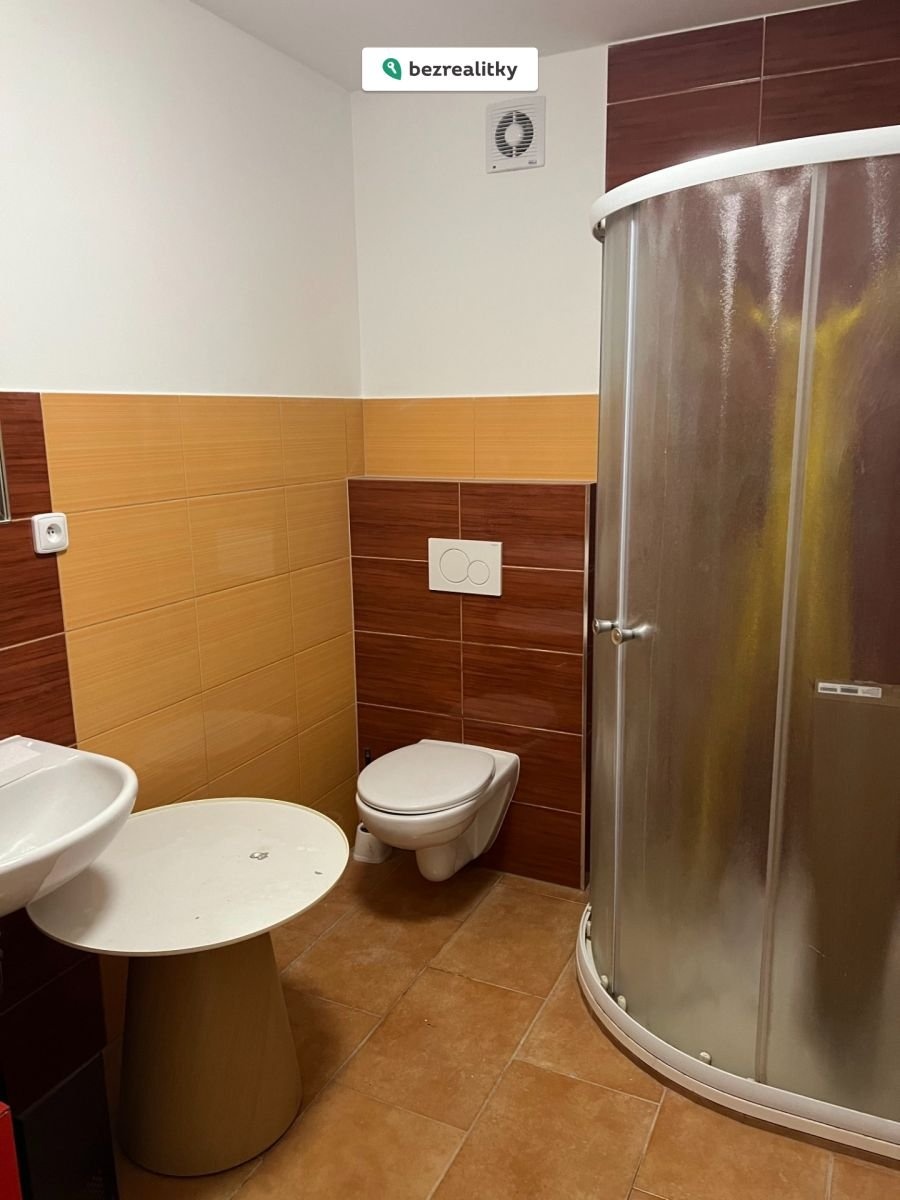 1762088104-msobvatcrx-koupelna