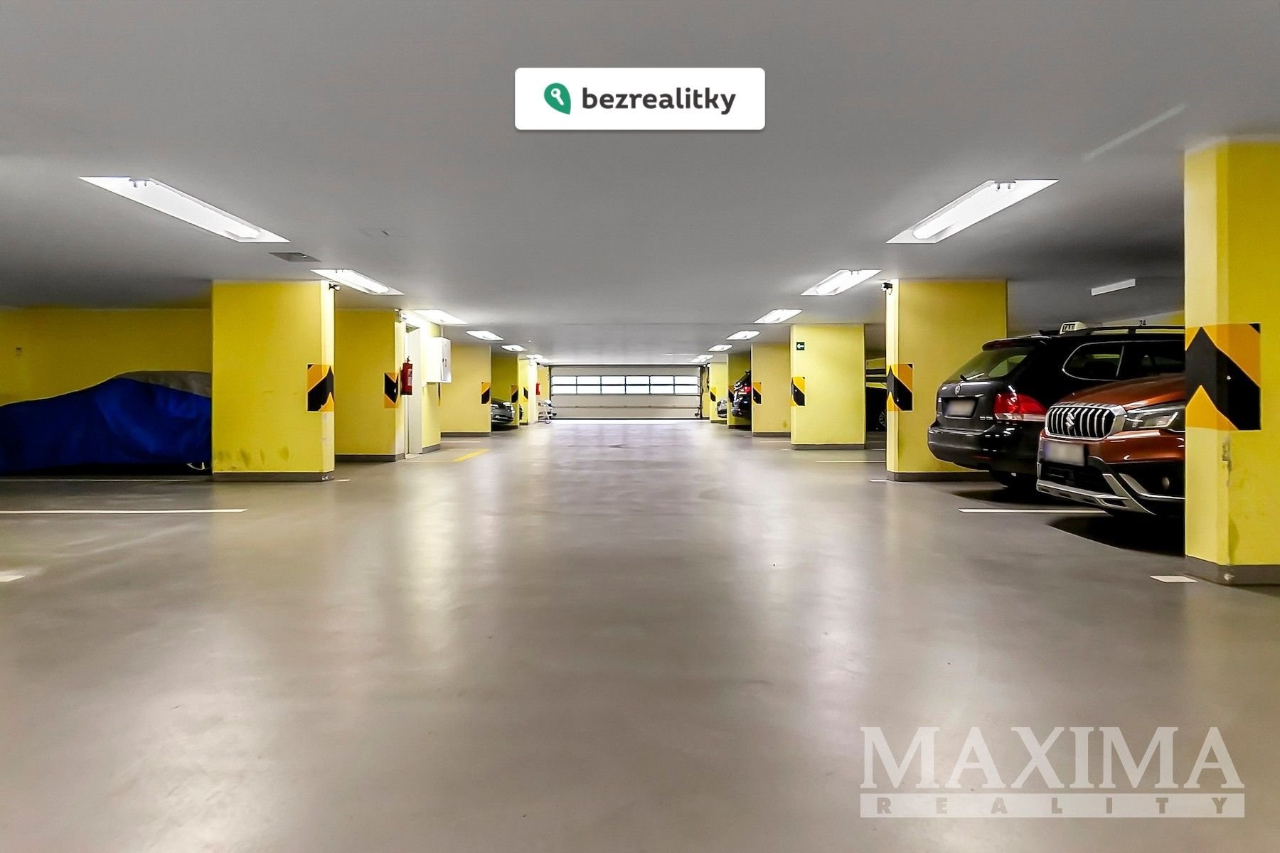 1774635072-blcoxrowqc-10069445w14