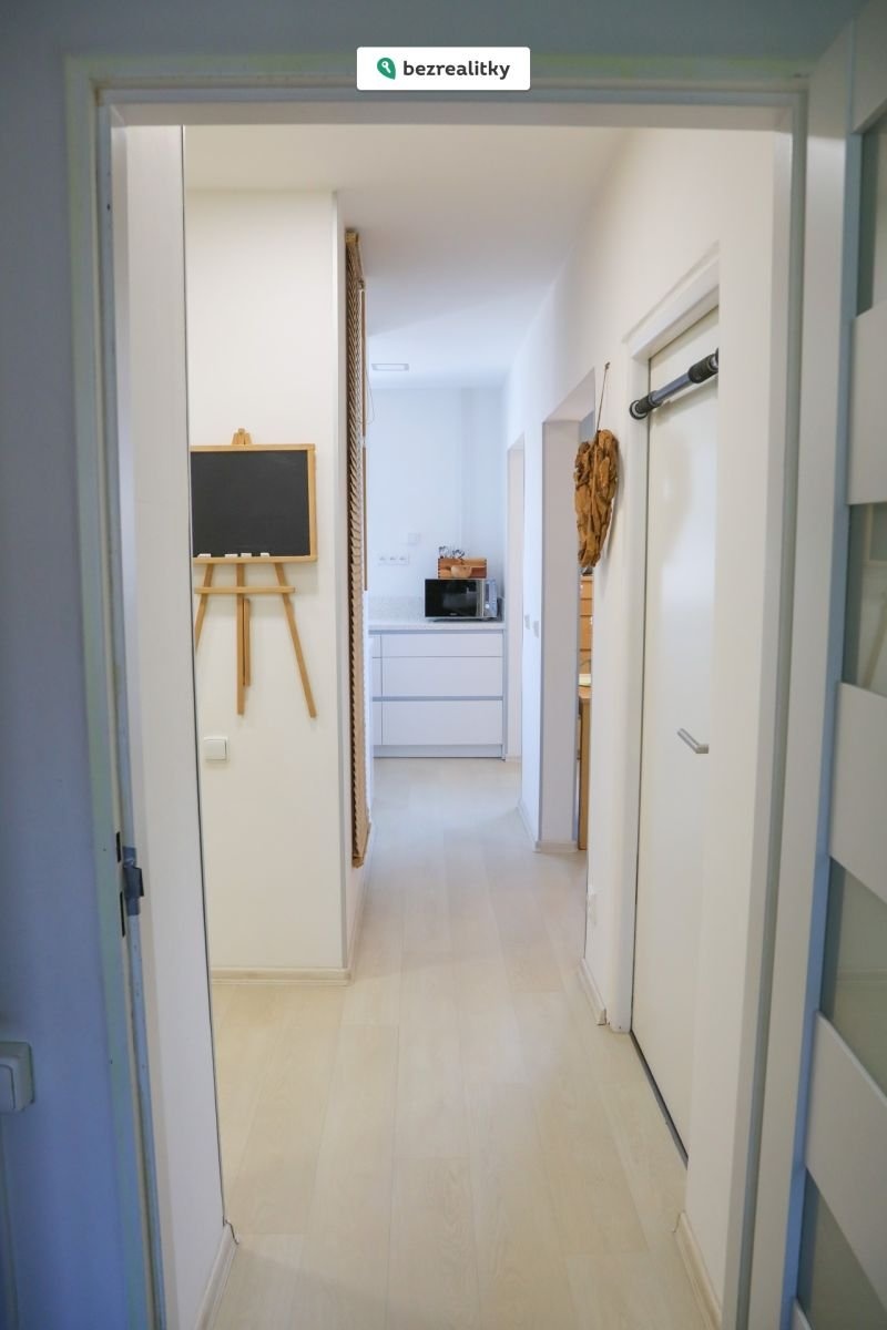 1774191059-ocfiwcqevu-pic-1043