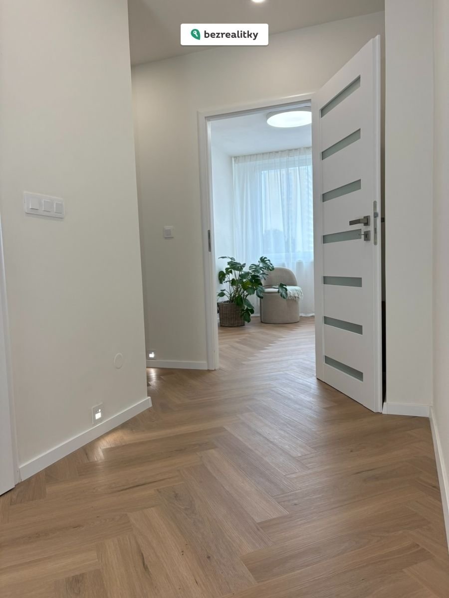 1773406323-awgfbbvwrz-img-9-4