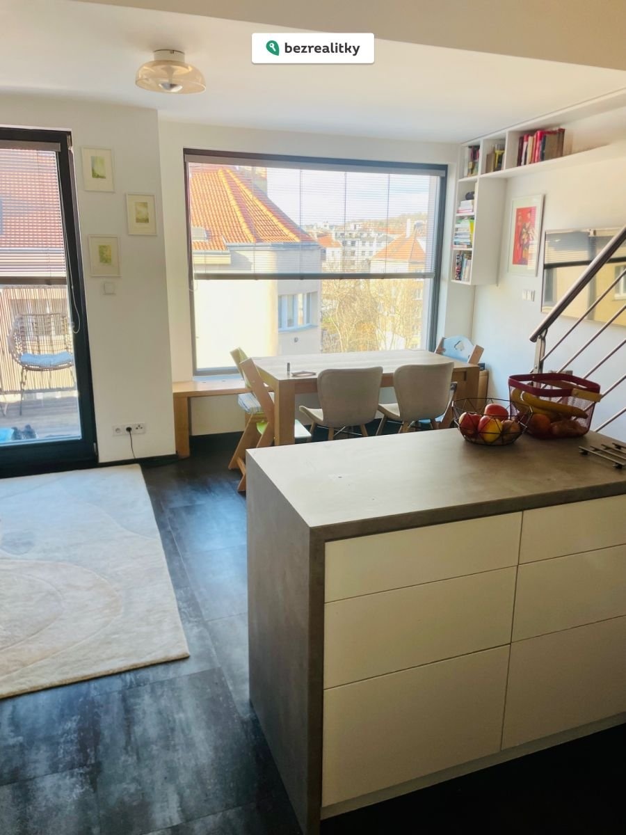 1772920342-gxaofpqwql-5