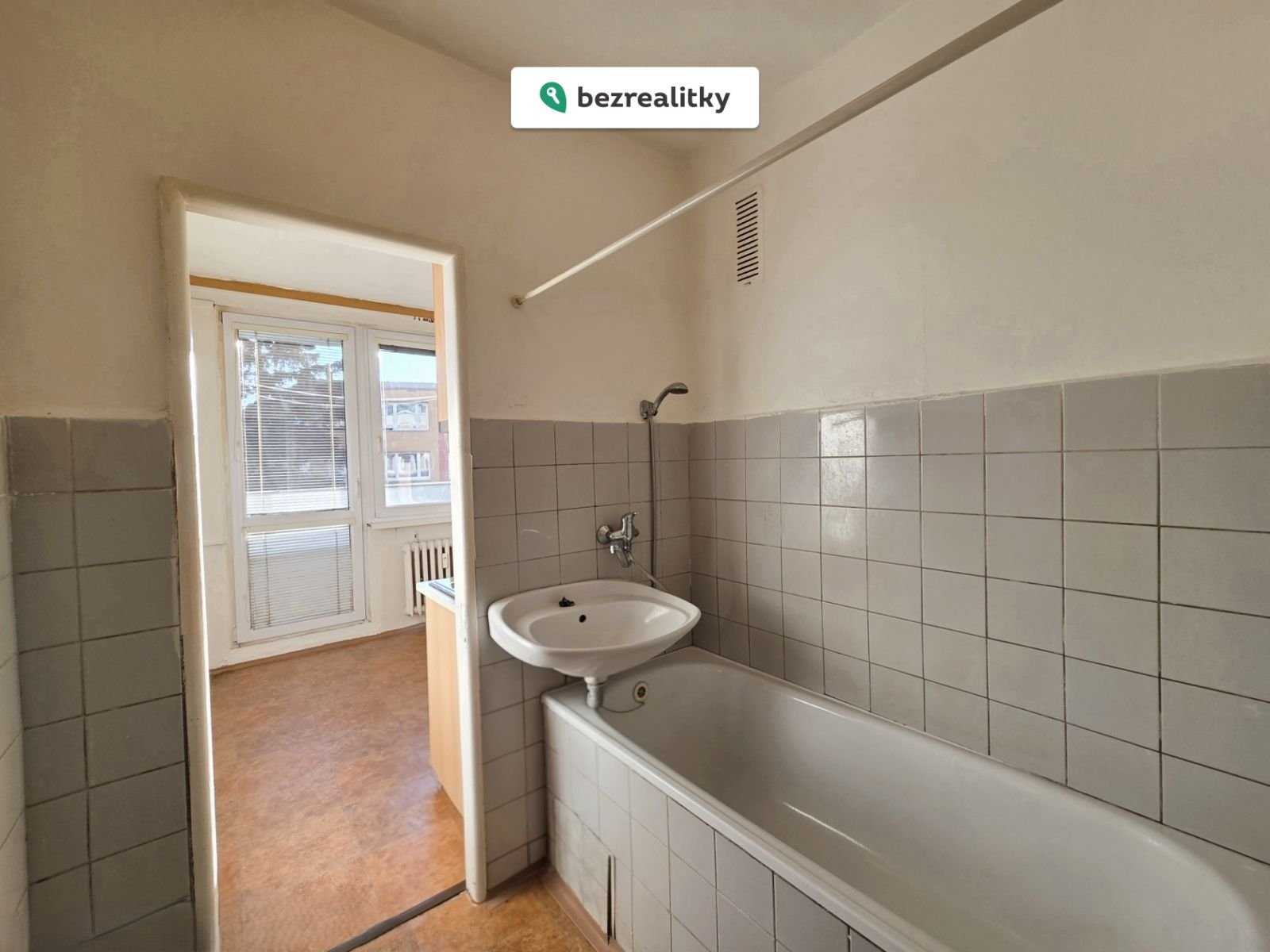 1770066959-tzblxgolhs-06-koupelna