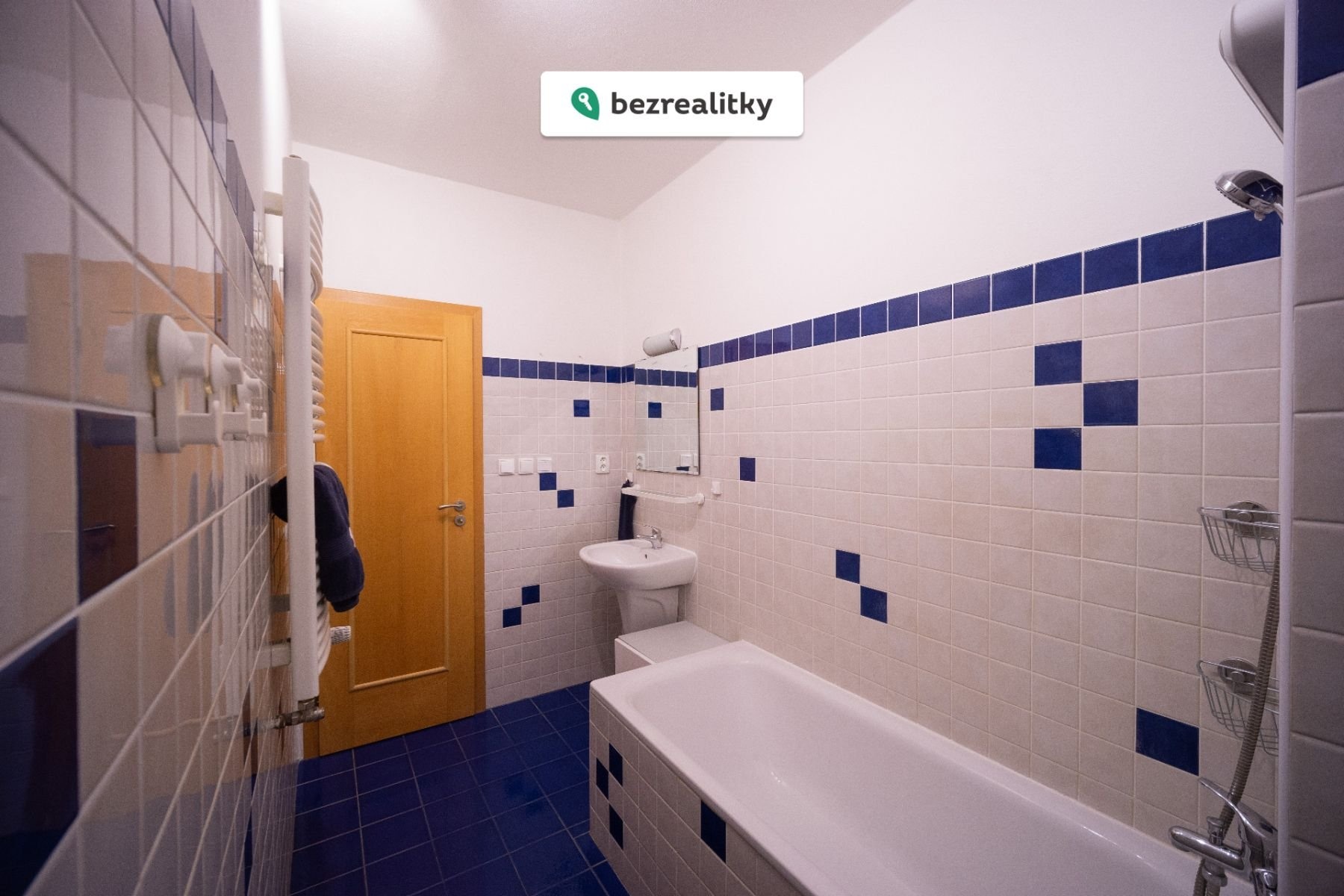 1774896226-hqfofsinhc-dsc209497