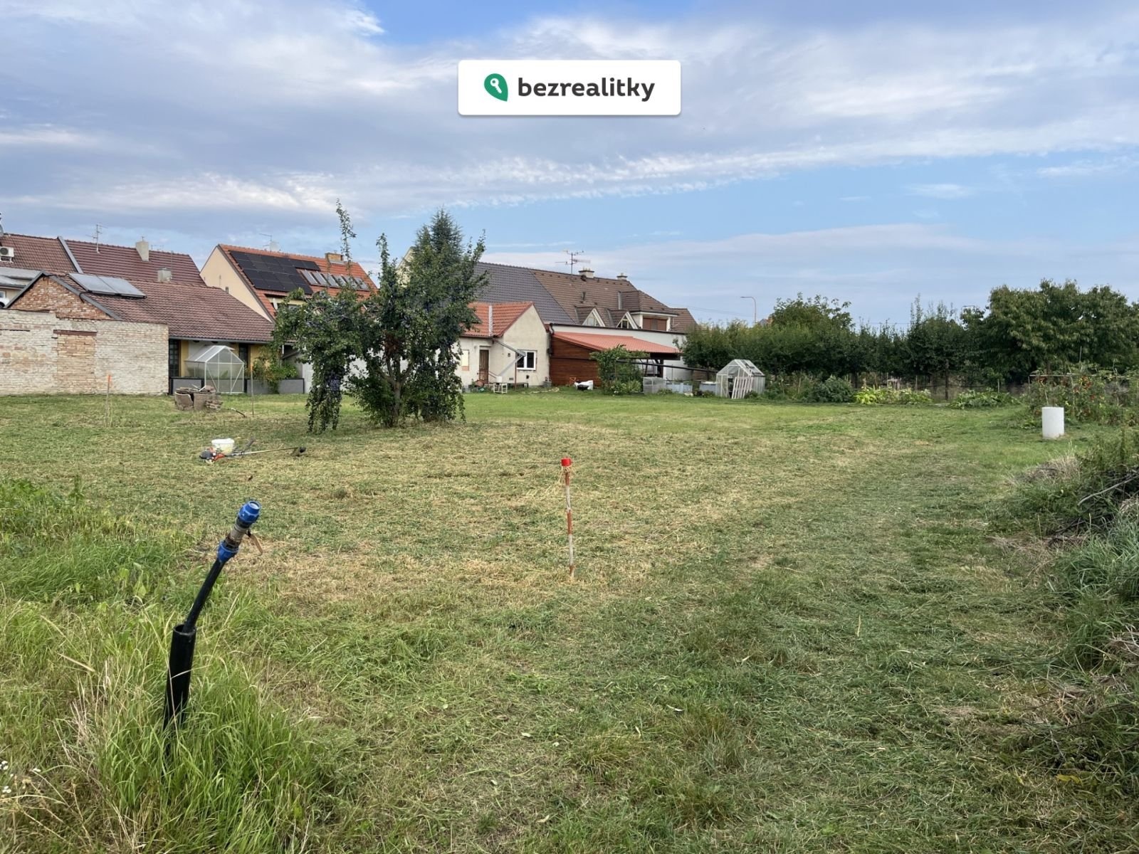 1761795058-wyhfiawyue-stavebn-c3-ad-pozemek-velk-c