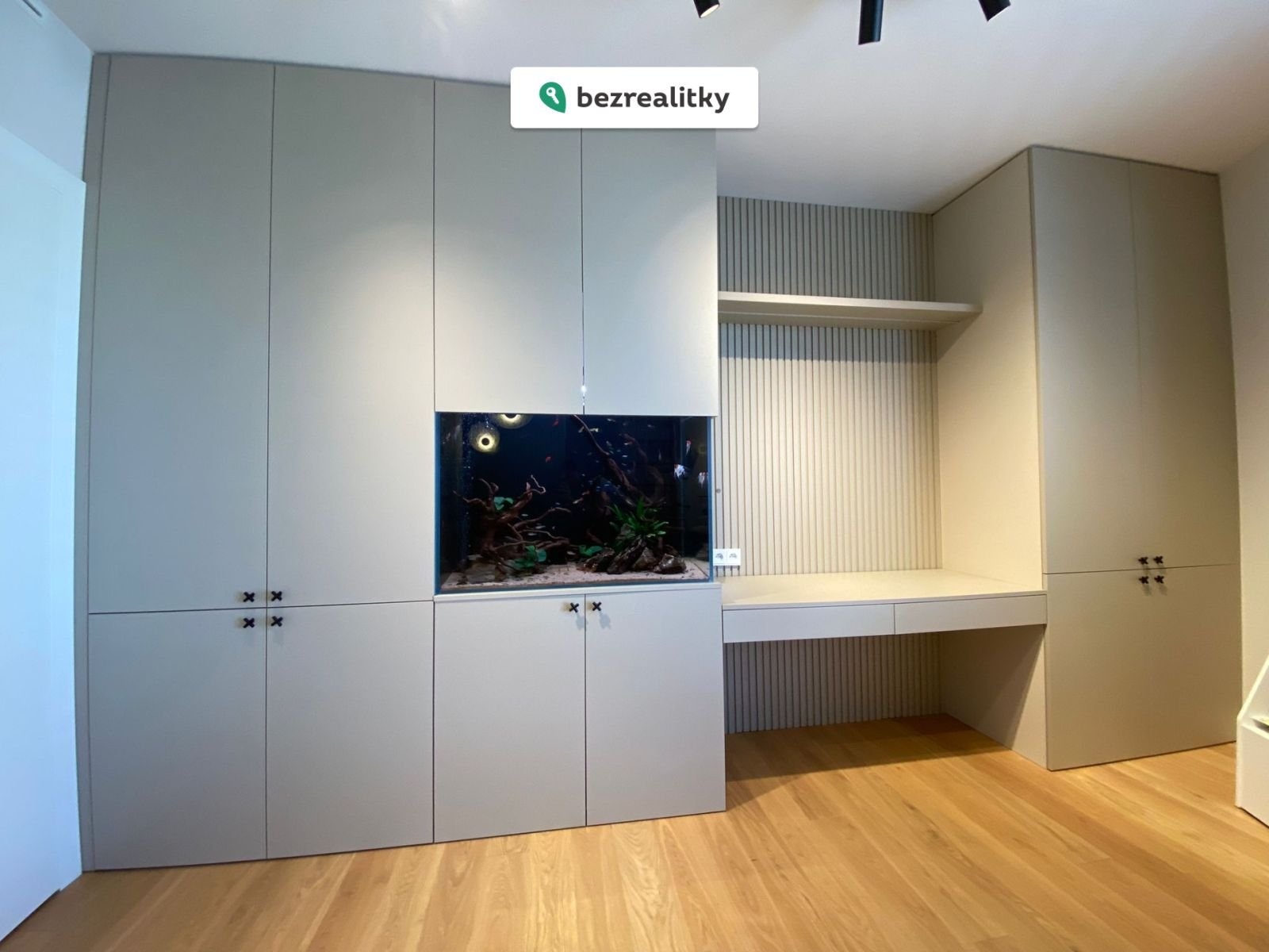 1772792790-zxtcovwbzf-0a67df47-6d2a-43df-bd8b-7b3d