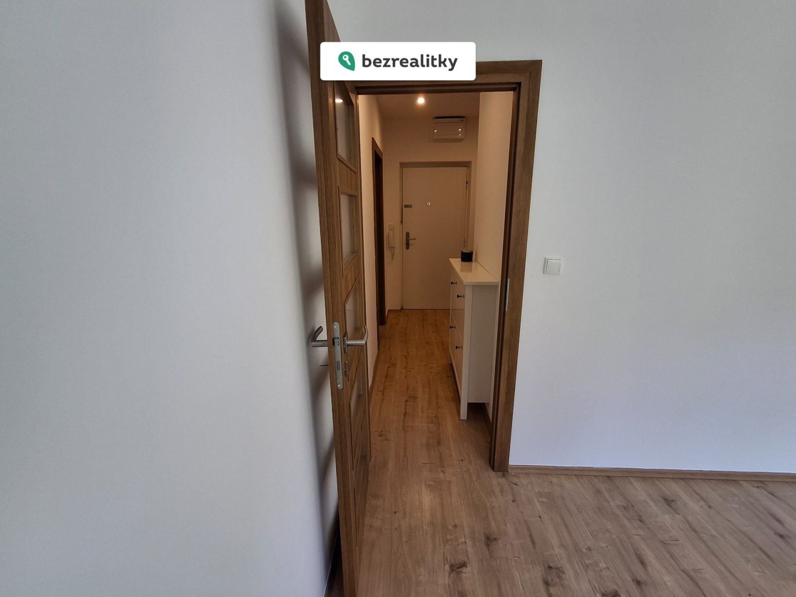 1776016130-hzgqahxofg-6