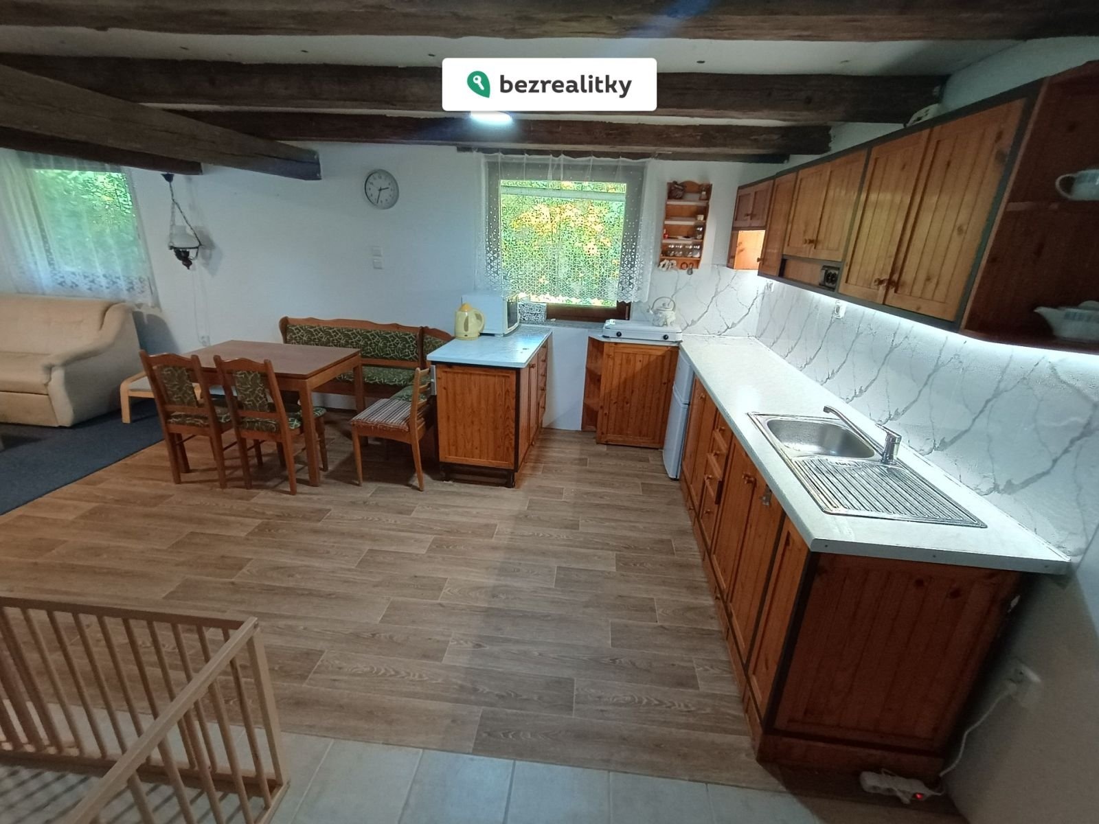 1764244381-mvnpeopchg-1000004156