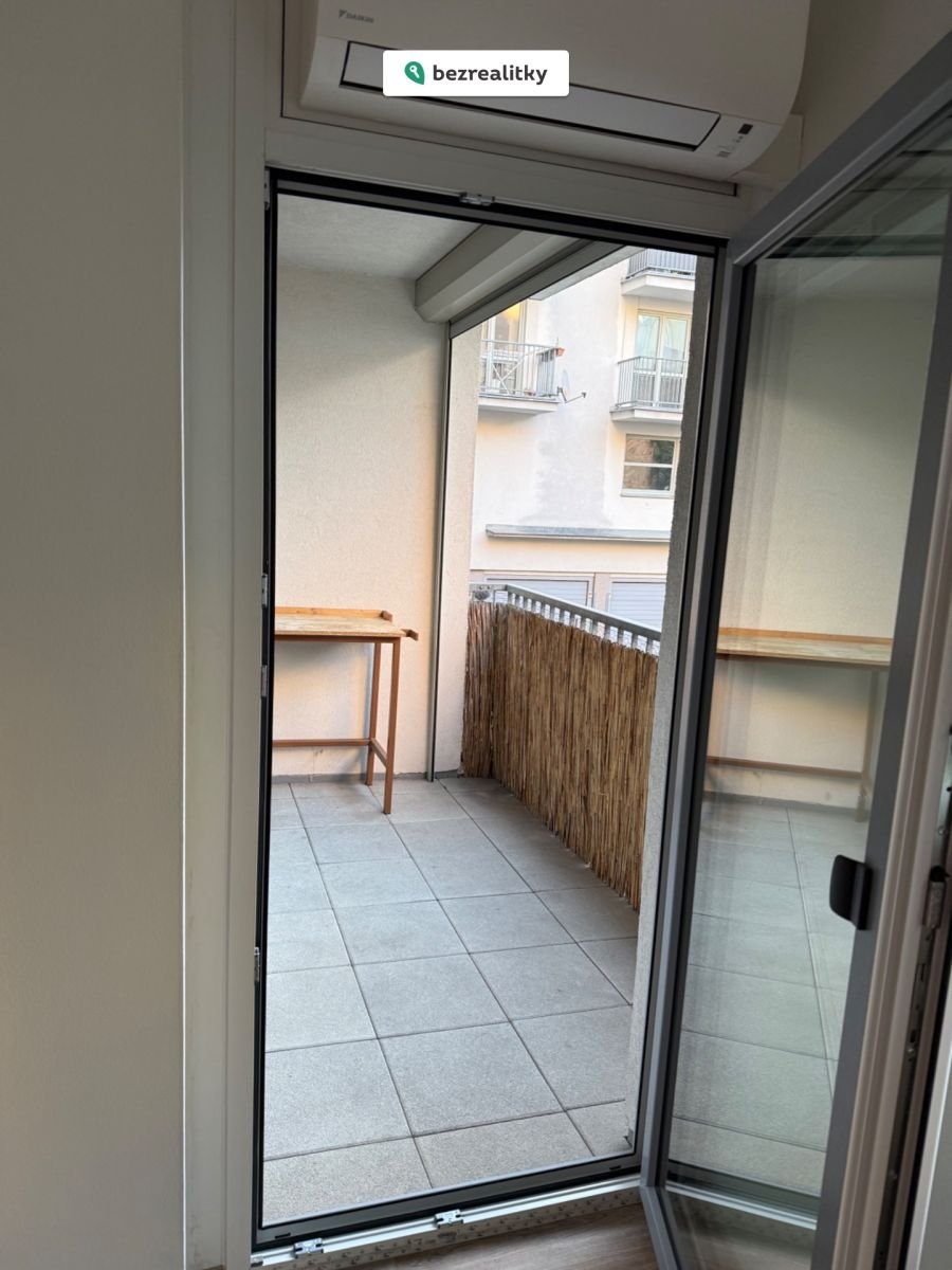 1775627651-lxlihpcnak-img-5947