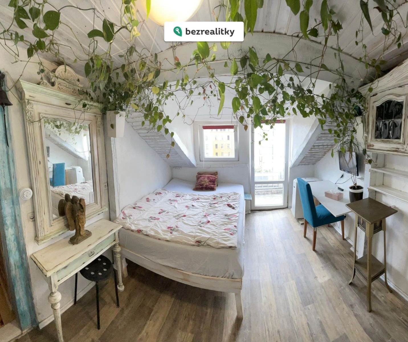 1764628188-wpfxxwouny-whatsapp-image-2025-12-01-at