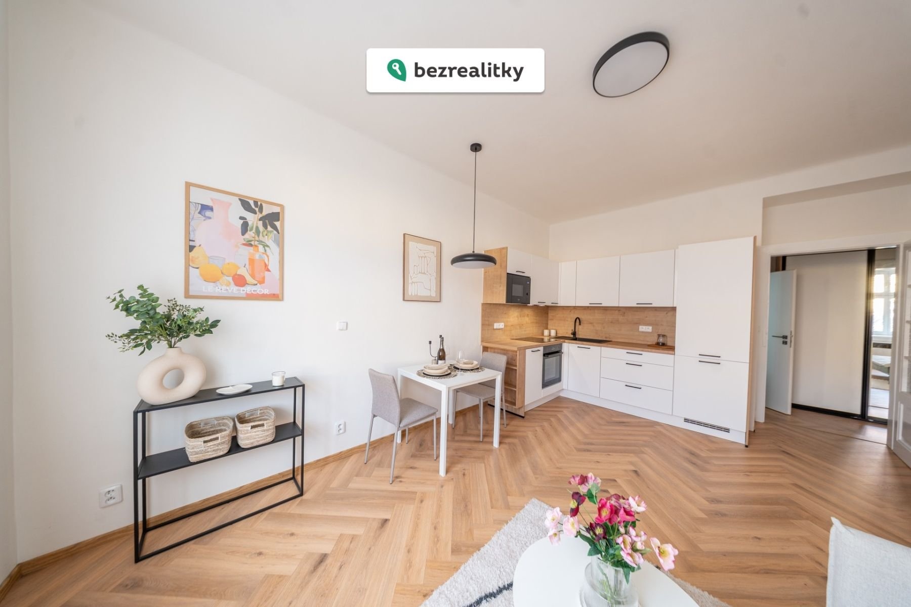 1772084669-crjzkmympo-17-obyvak-s-kuchyni-4