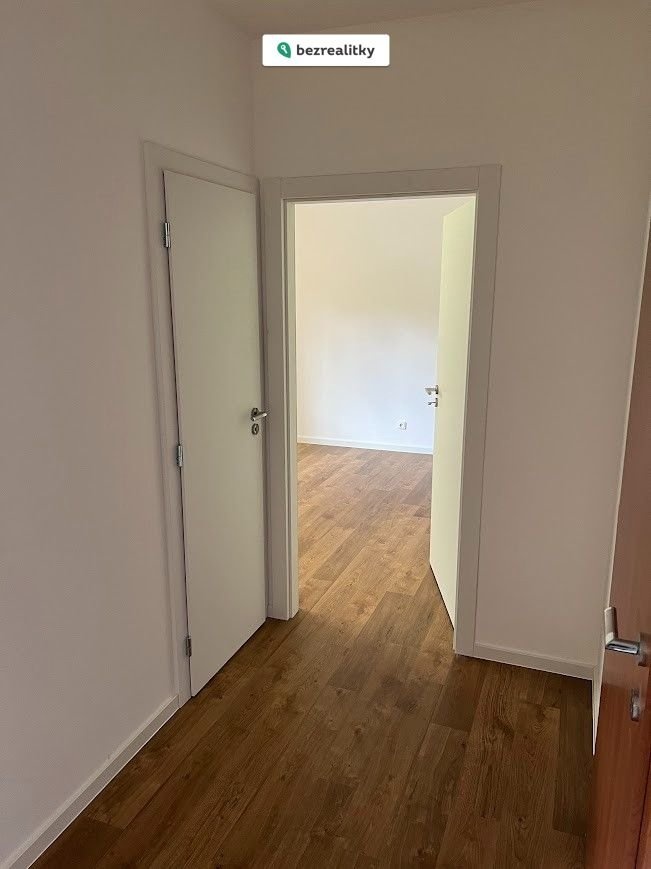 1762087593-gqhzzcvqfz-chodba