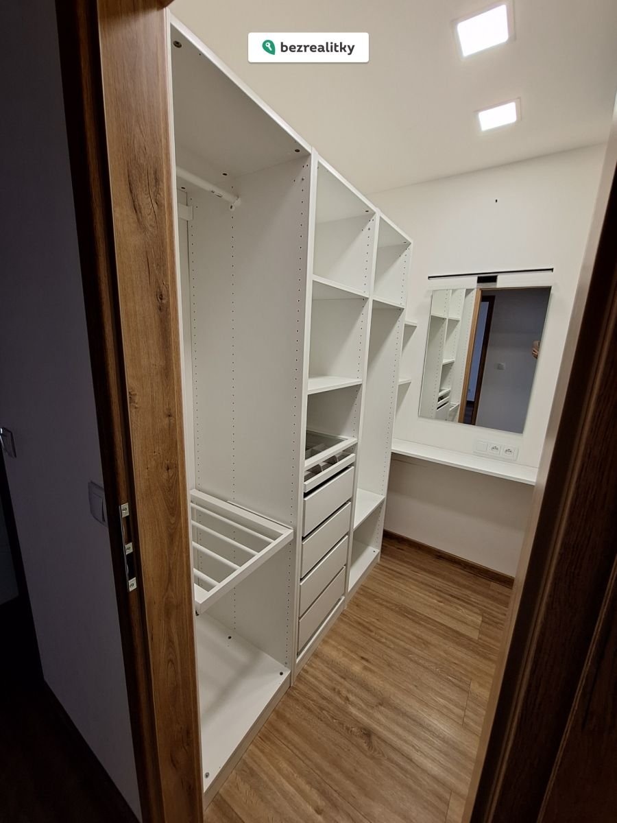 1767822141-bjgsfqcovd-20251207-091011