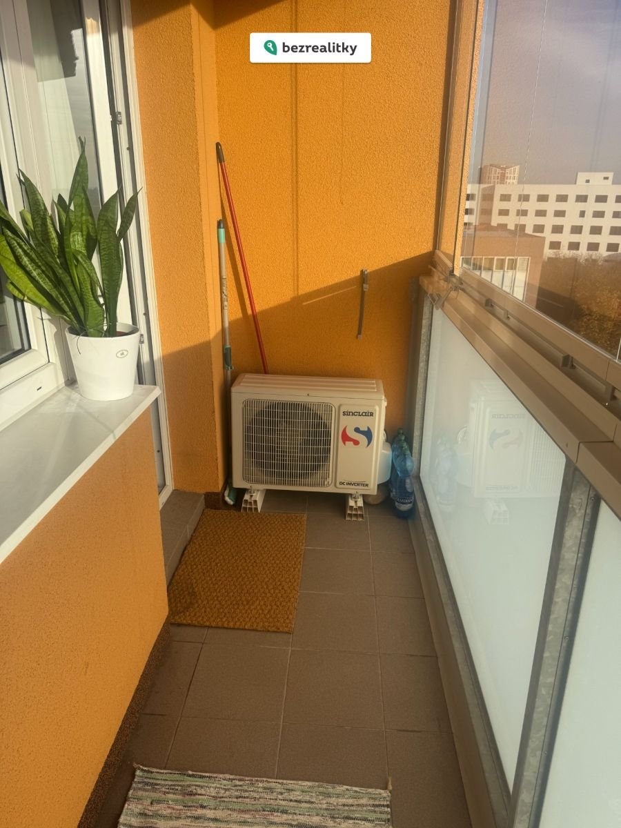 1763049659-nehuhlrsmk-img-2193