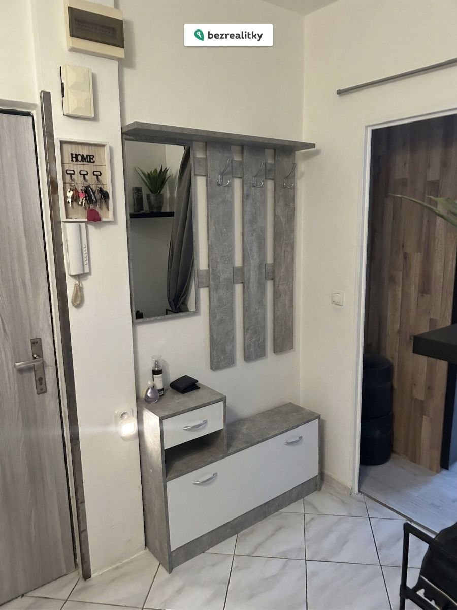 1774441256-gemini-generated-image-iwcpm3iwcpm3iwcp