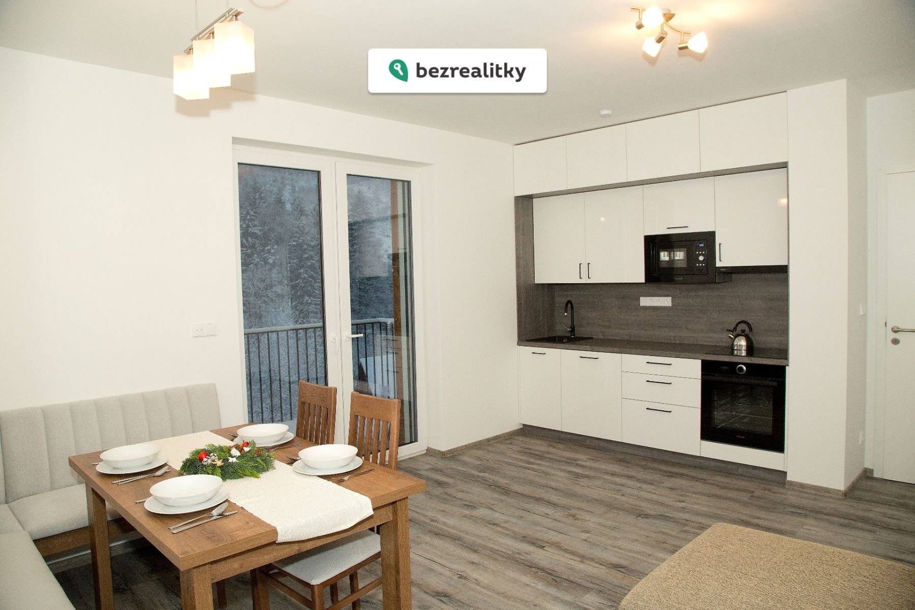 1762777137-qkcvqnfzpe-img-7897-282-29