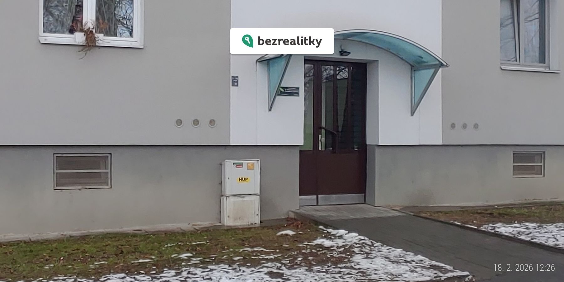 1772134924-wjsikgctpq-zadn-c3-ad-vchod-1