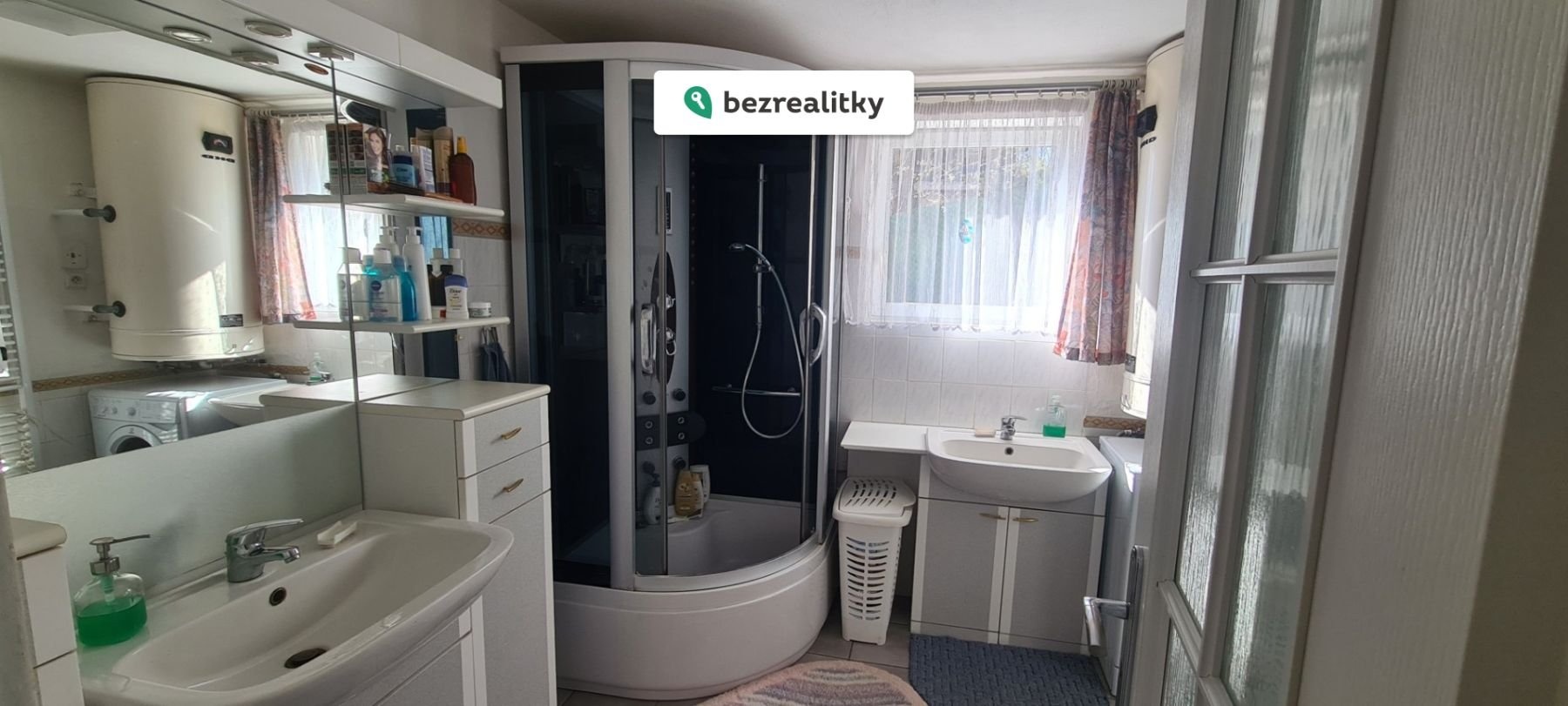 1775672644-cfvsgvxlrr-15-koupelna