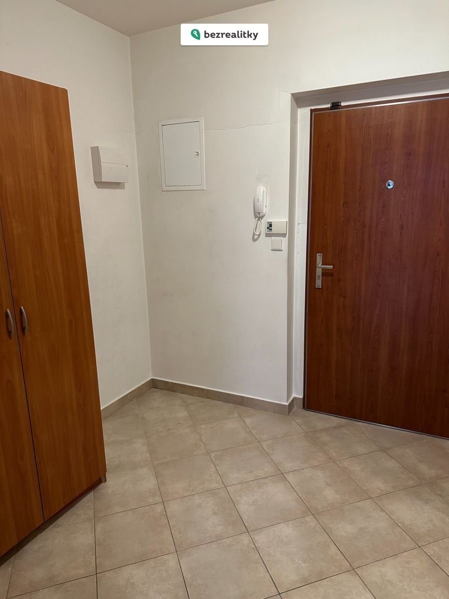 1760275285-cfipwgzwoq-img-7132