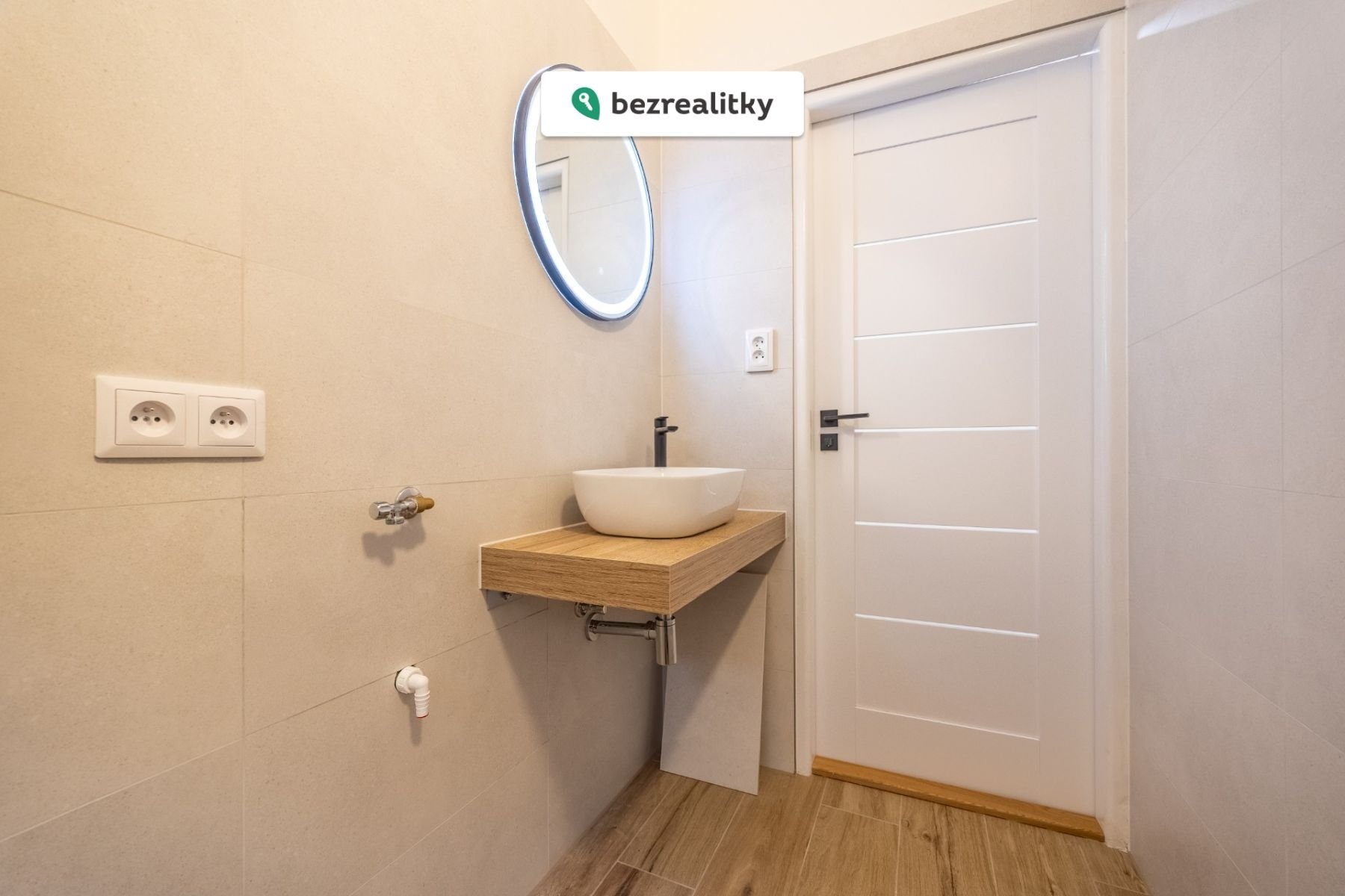 1768756515-vdvmpgsfuo-1000047945