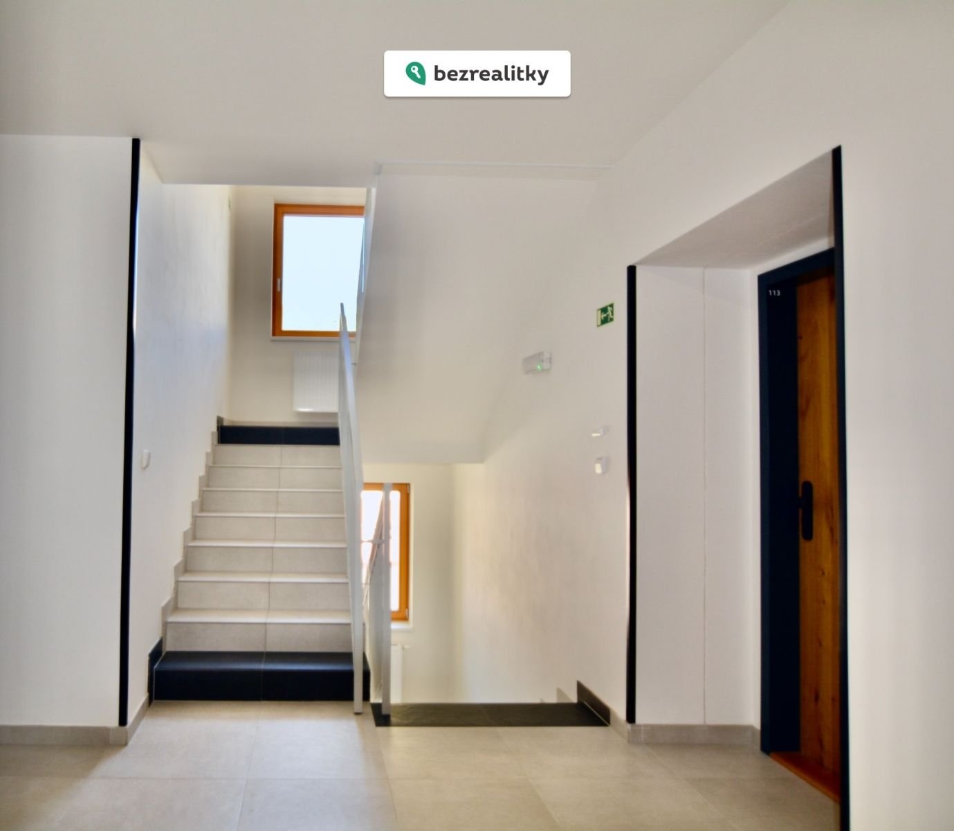 1763722332-abnztxmbts-dsc-04