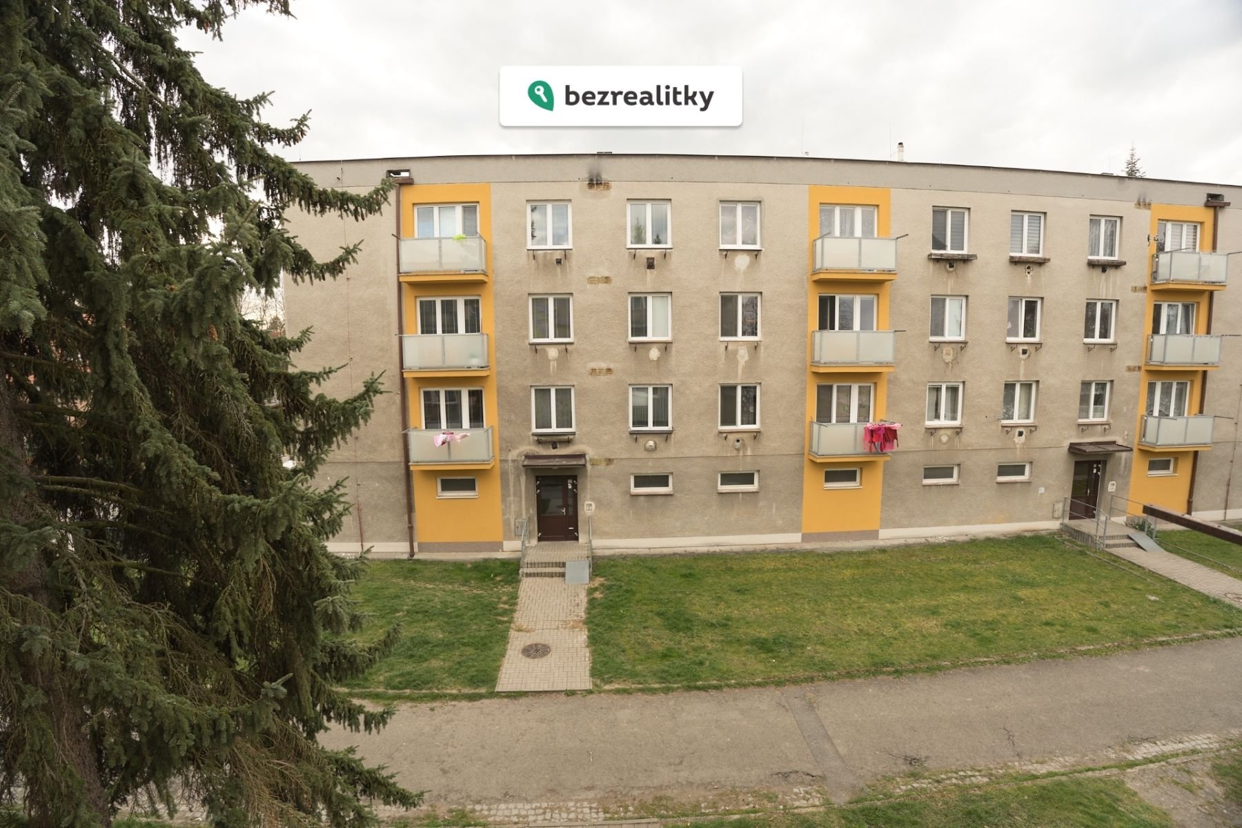 1775411358-jjvrgwigxu-smetanova1