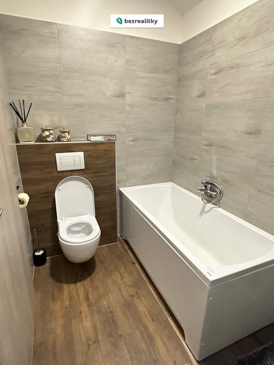 1772622813-sgkgqtehnv-img-1234