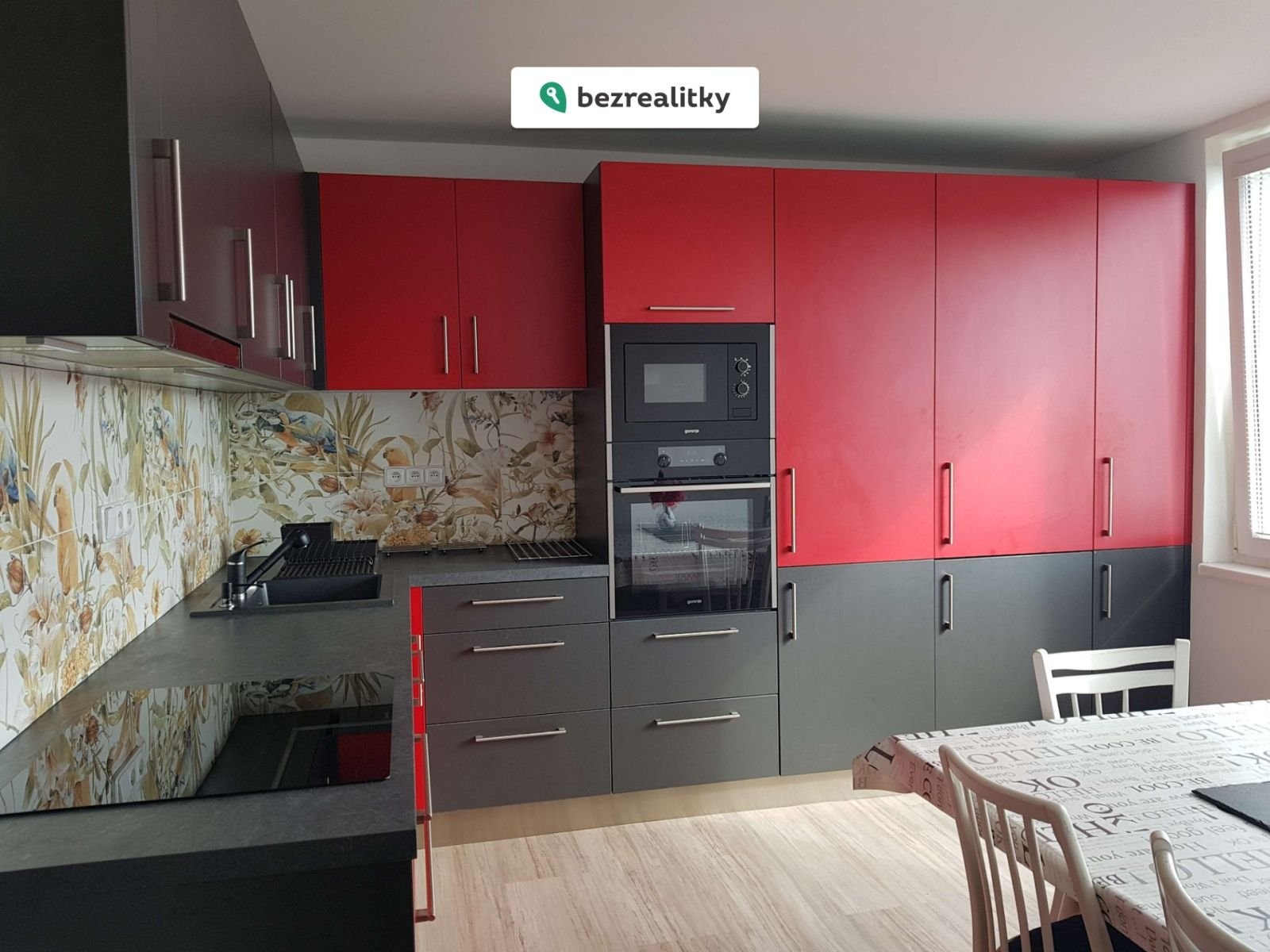 1760822290-vqncvdjorm-kuchyn-c4-9b2