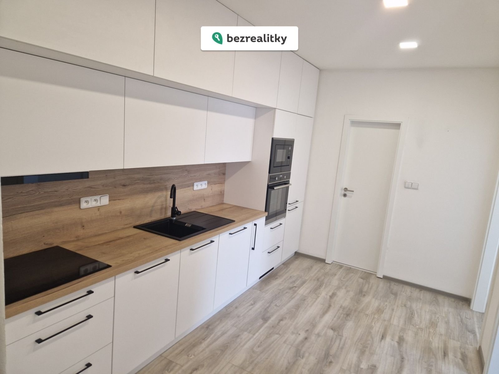 1770715414-ujjtktqmus-20260201-110334