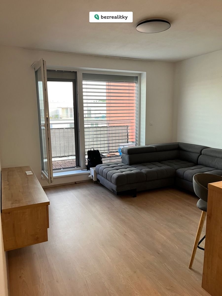 1774811898-gbptqbsgxd-img-2633