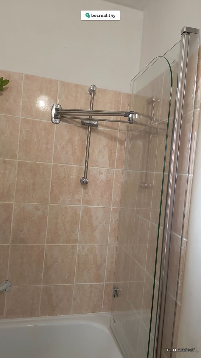 1763760127-kgvapojevv-1000016349