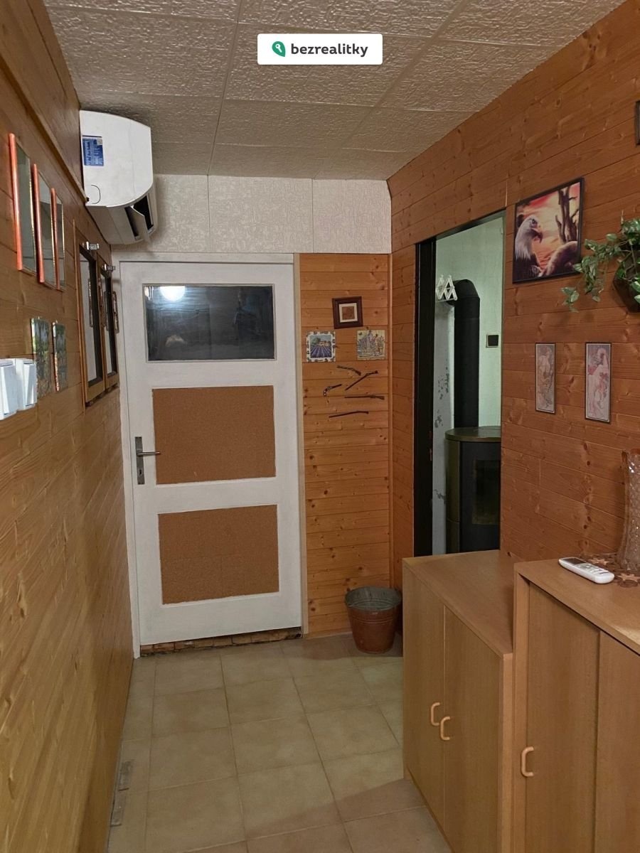 1775671635-rewremarro-3e8006e2-c04c-4787-b2b3-6de4