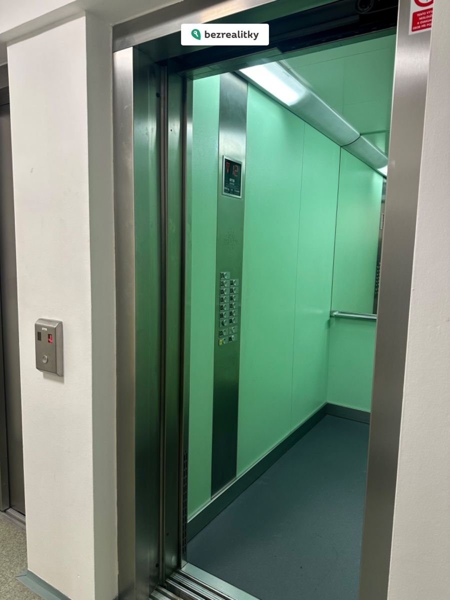 1762945709-kqypihgzsg-img-7909