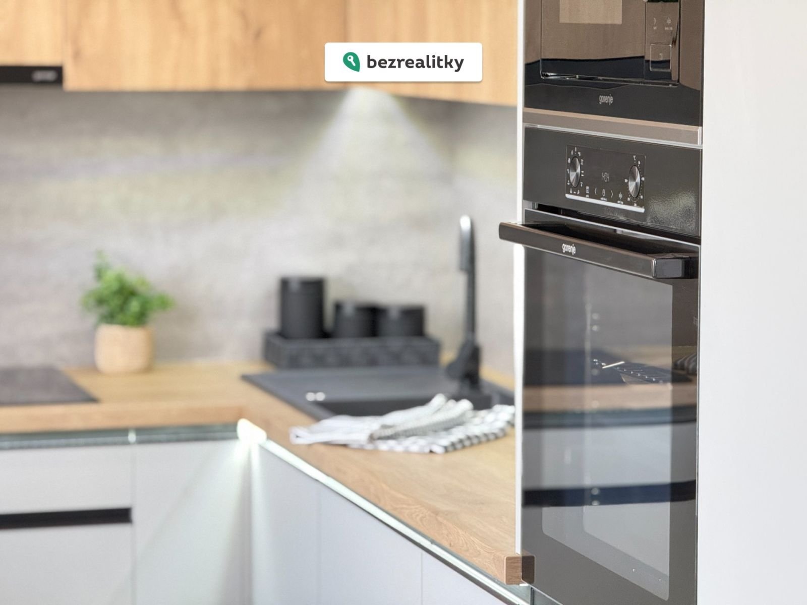 1769193879-cwuswlizfd-img-4985