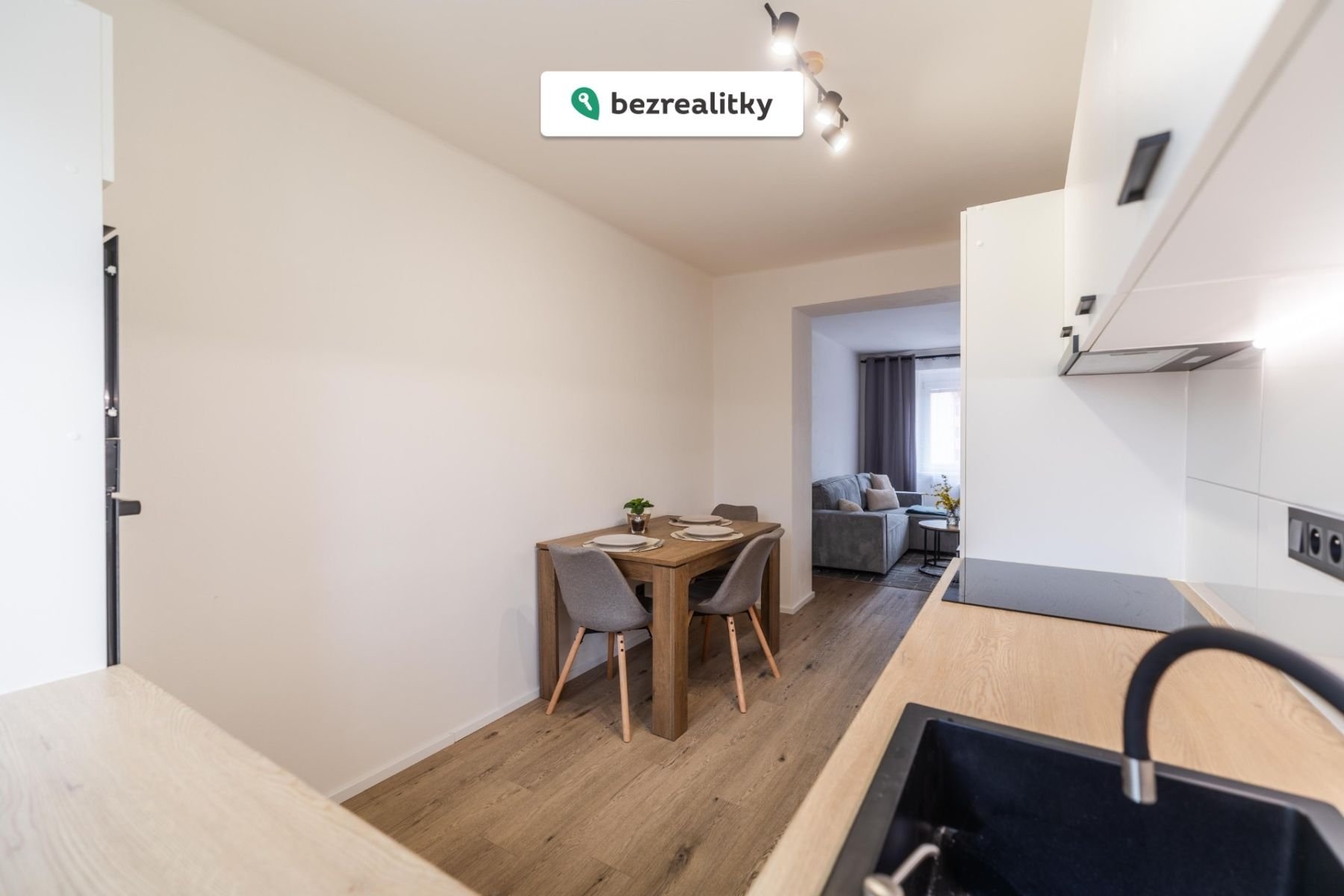 1774363830-bjzxudqwnp-10